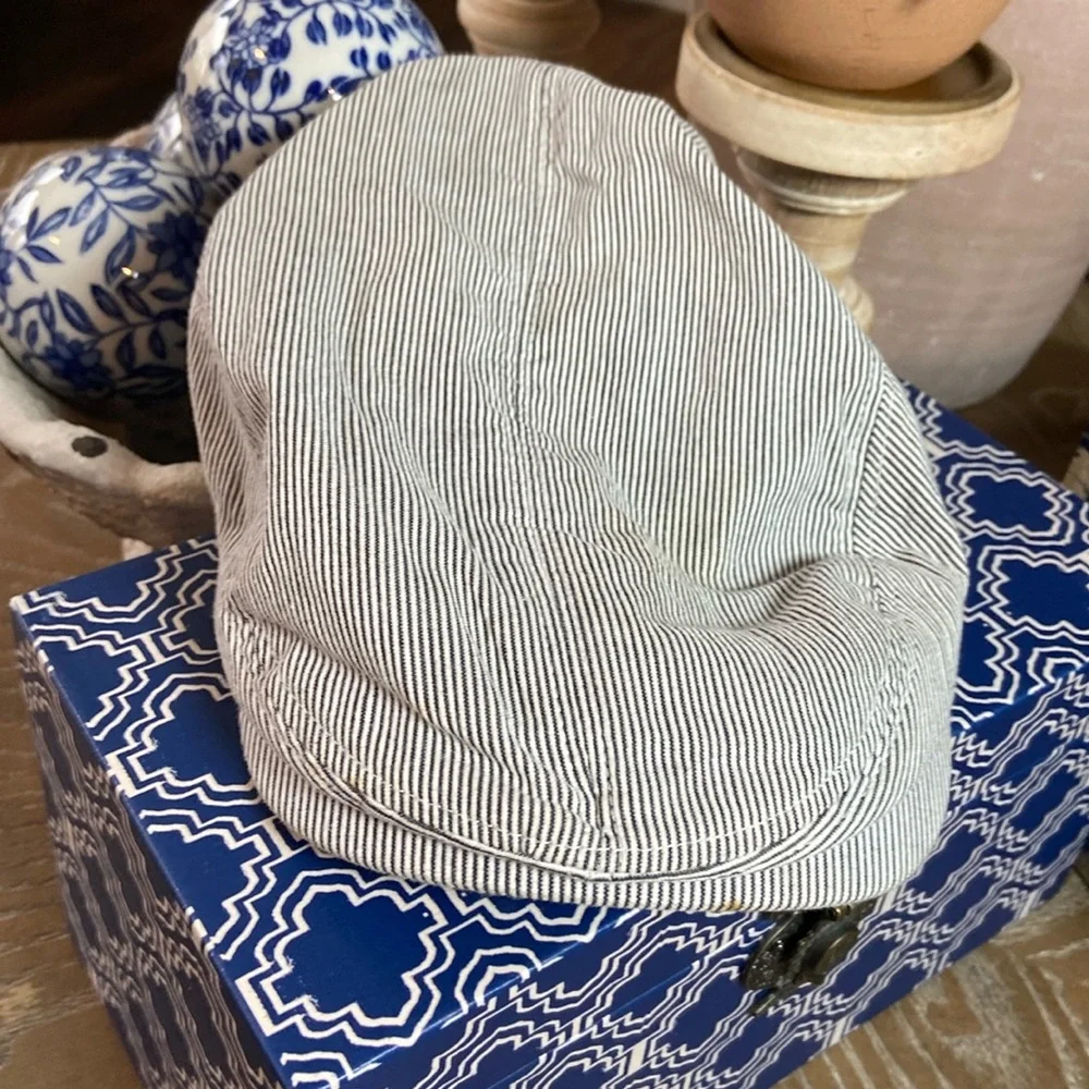 Toddler Boys Blue & White Seersucker Stripe Newsboy Cap Hat